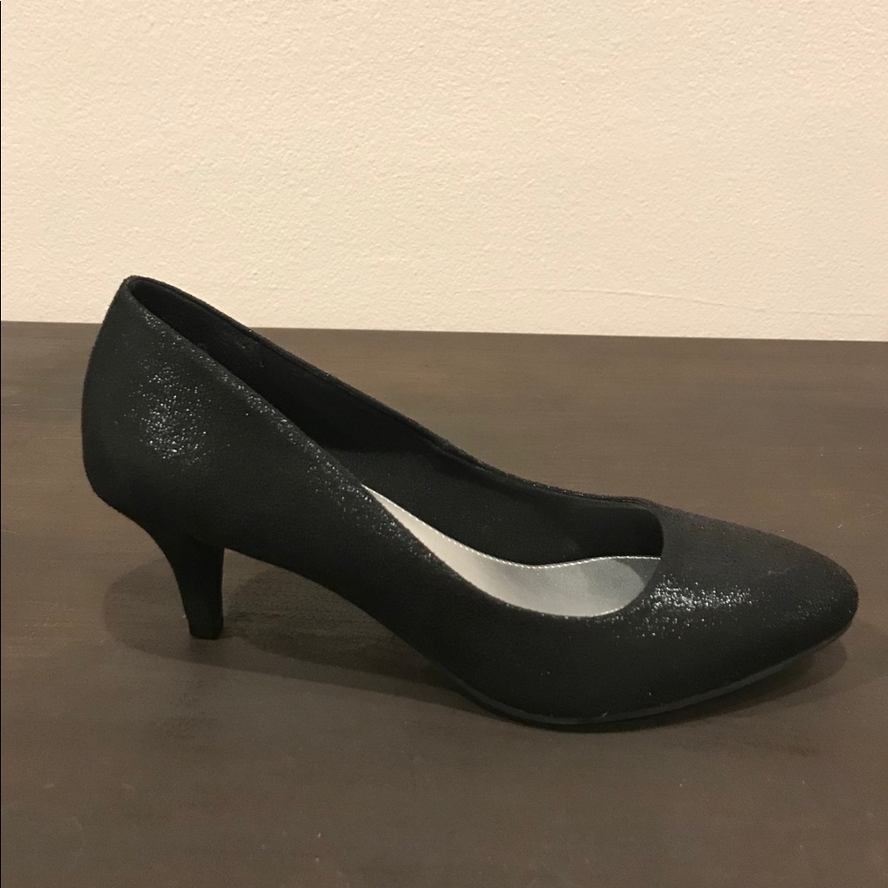 Fioni Black Heels